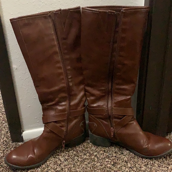 Brown Knee High Boots - Picture 2 of 4